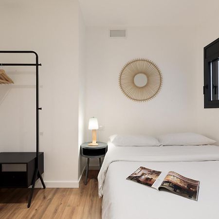Urban Chill Apartments By Olala Homes 오스피탈레트 데 요브레가트 외부 사진