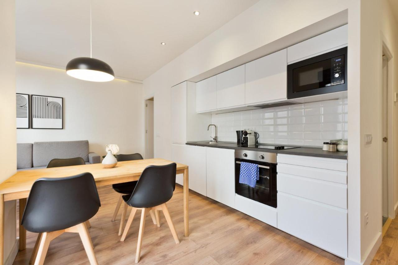 Urban Chill Apartments By Olala Homes 오스피탈레트 데 요브레가트 외부 사진