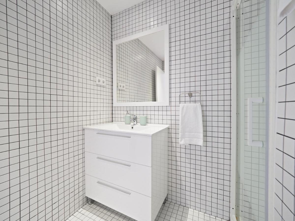Urban Chill Apartments By Olala Homes 오스피탈레트 데 요브레가트 외부 사진