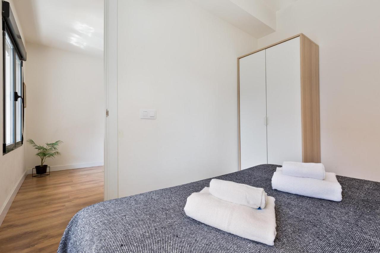 Urban Chill Apartments By Olala Homes 오스피탈레트 데 요브레가트 외부 사진