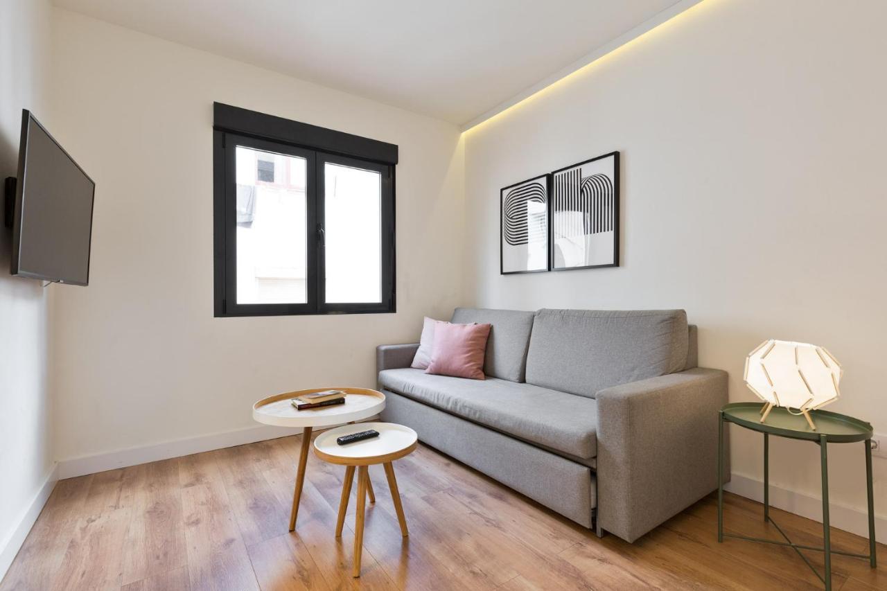 Urban Chill Apartments By Olala Homes 오스피탈레트 데 요브레가트 외부 사진