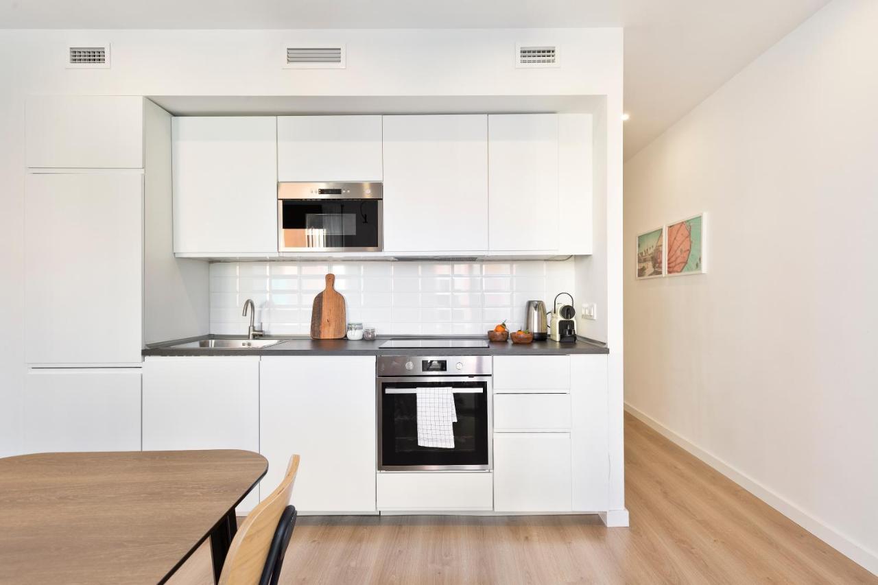 Urban Chill Apartments By Olala Homes 오스피탈레트 데 요브레가트 외부 사진