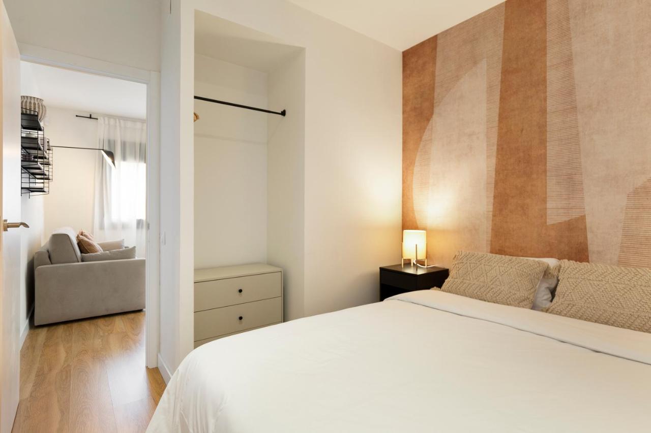 Urban Chill Apartments By Olala Homes 오스피탈레트 데 요브레가트 외부 사진