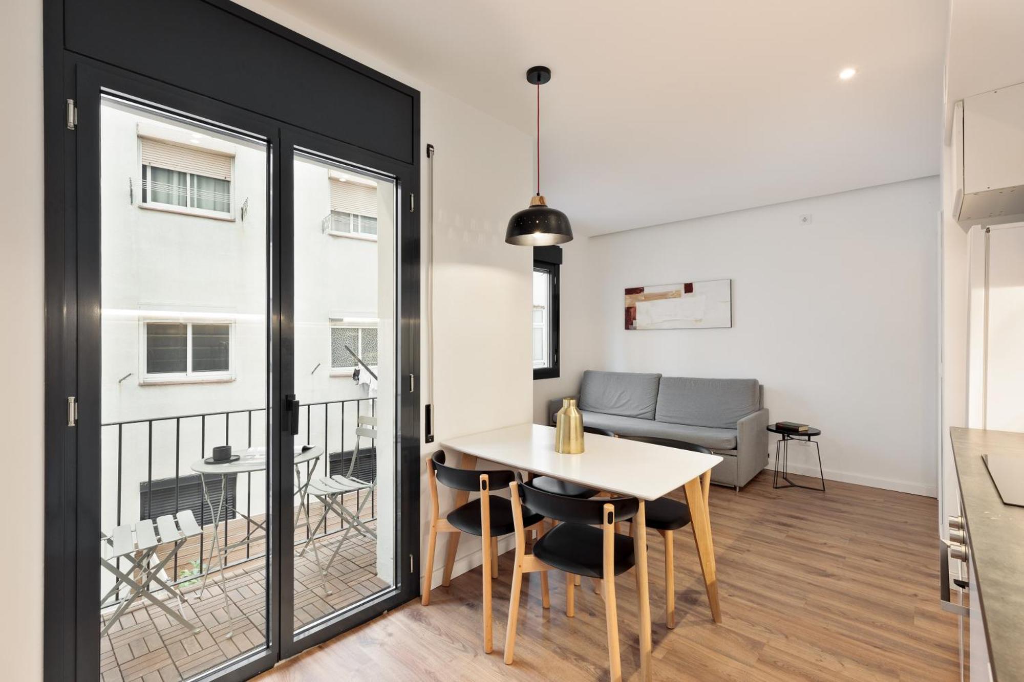 Urban Chill Apartments By Olala Homes 오스피탈레트 데 요브레가트 외부 사진