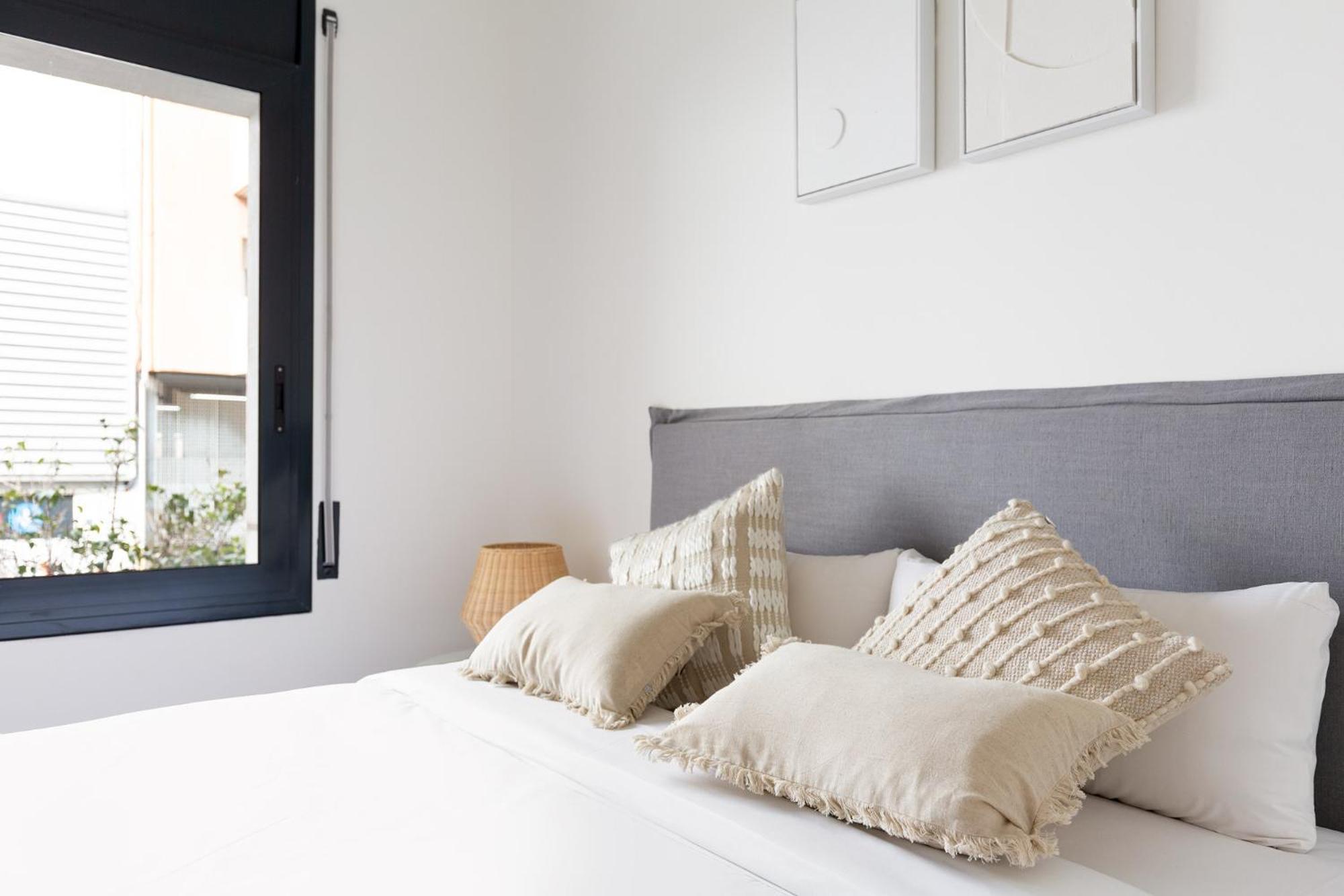 Urban Chill Apartments By Olala Homes 오스피탈레트 데 요브레가트 외부 사진